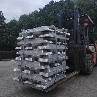 คุณภาพ  A7 Al Ingot Metal Non Ferrous A7 Aluminum Ingot 20kg 25kg โรงงาน